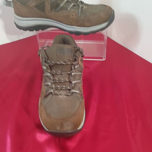 New Balance 669v2 Men’s Size 8 Walking Hiking Shoes Brown Suede Outdoor - Picture 1 of 7